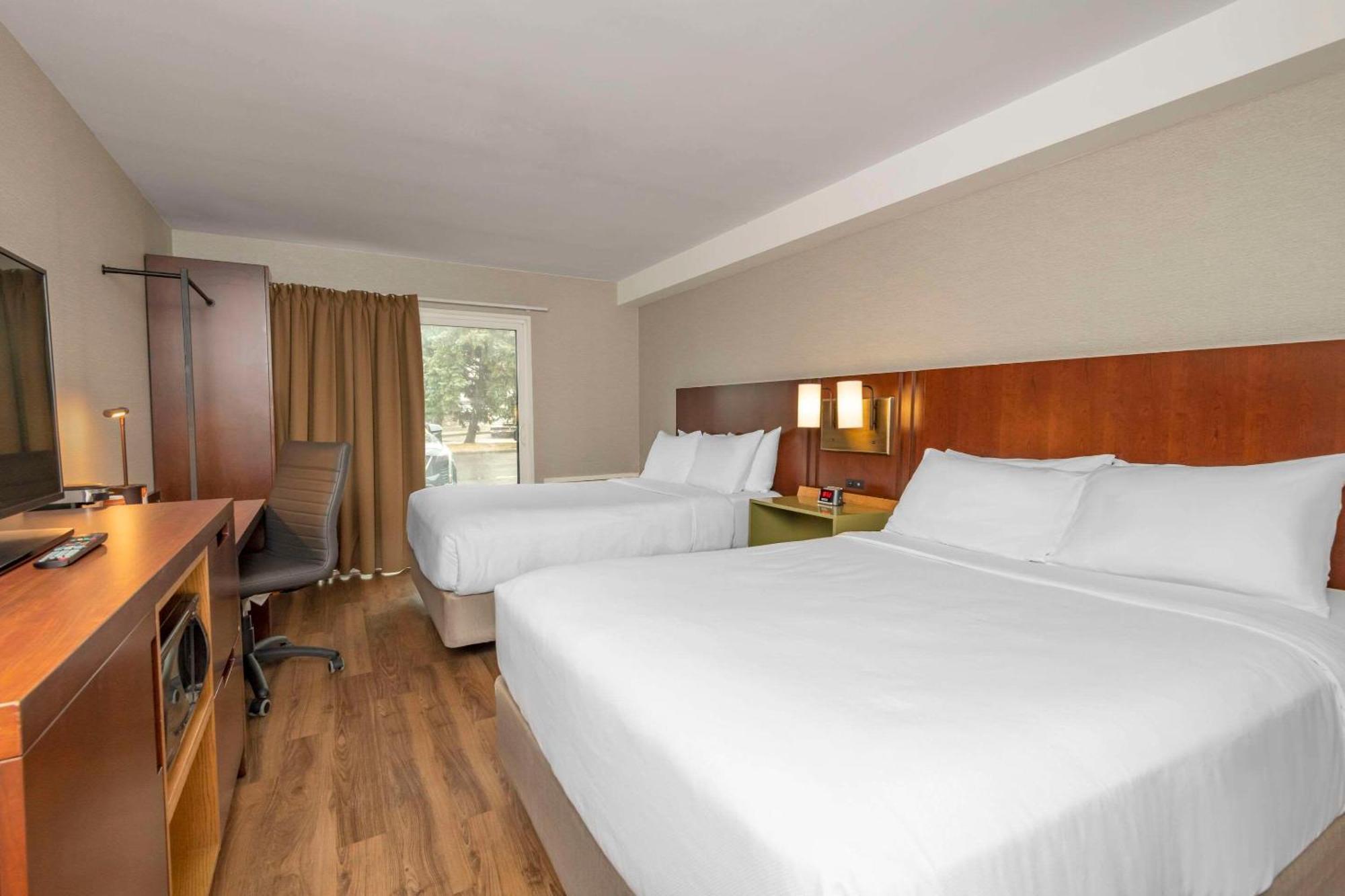 Comfort Inn East Sudbury Exterior foto